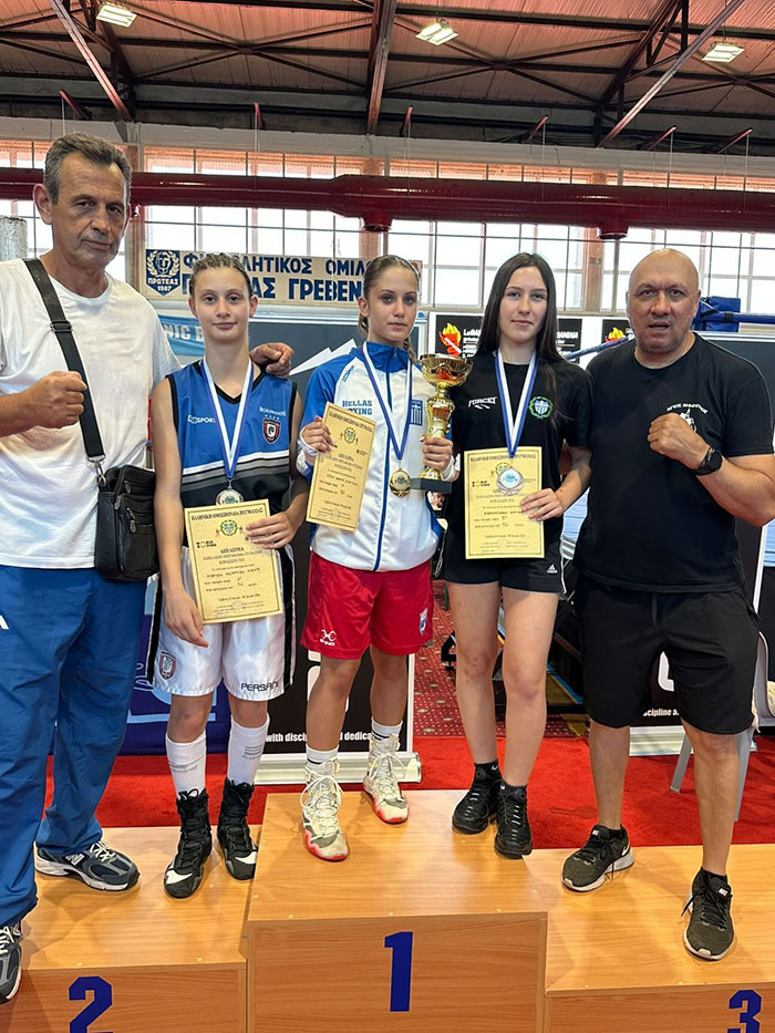 marieua leon christina leon gym panellhni pygmaxias 244