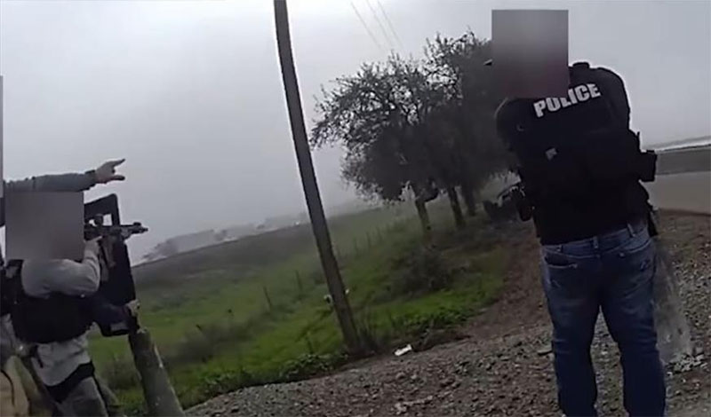 astynomikoi skotonoun synadelfo