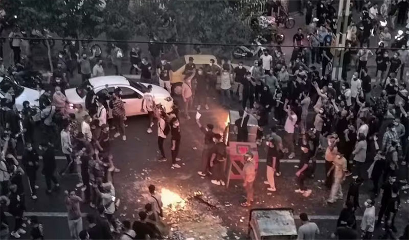 iran chaos 1