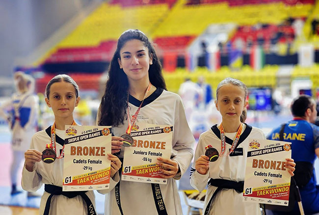 kakarelis epityxies 129