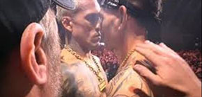 max holloway charles olveira small