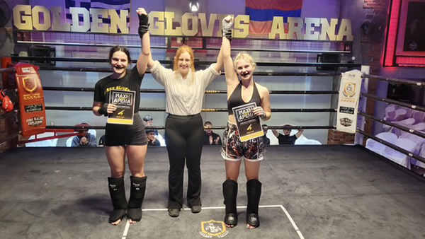 golden gloves arena maxi stin arena 1