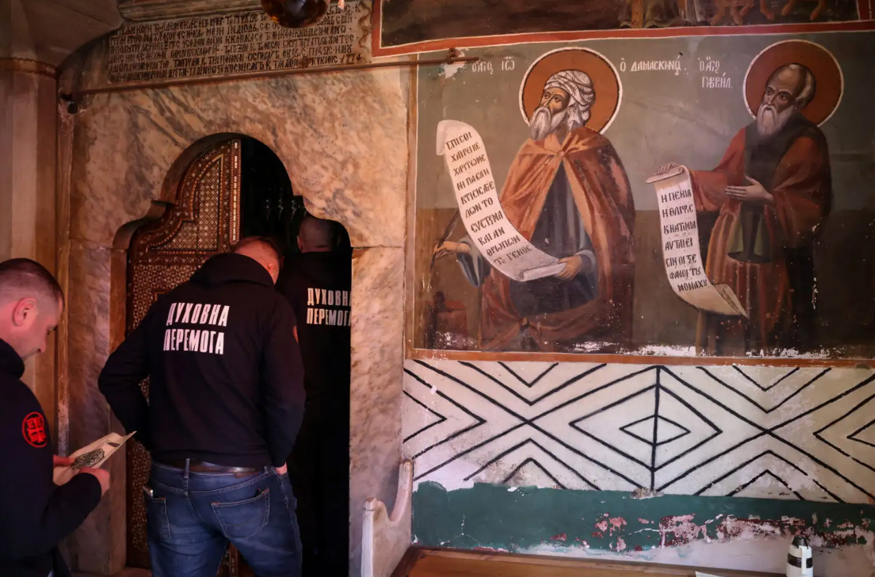 oukranoi stratiotes agio oros 6