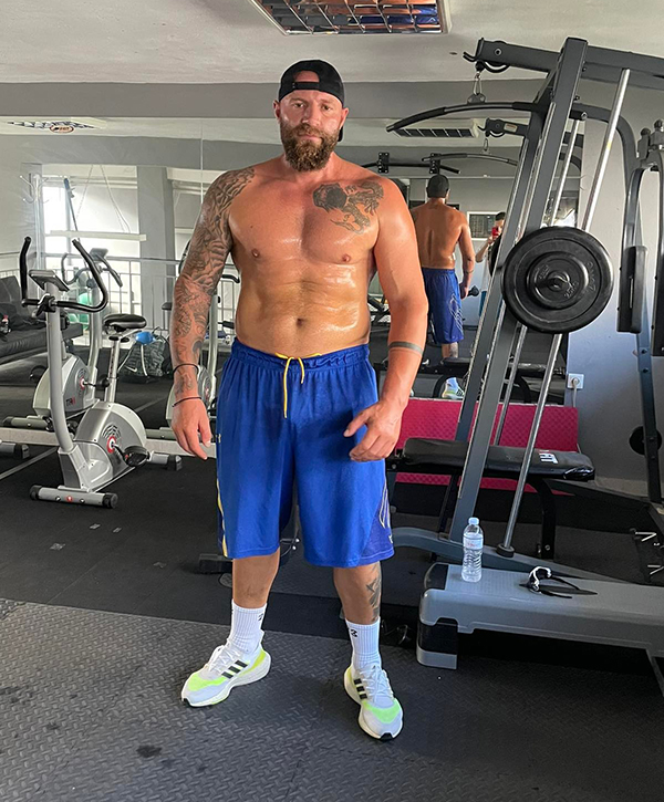 nikos agaray body 9