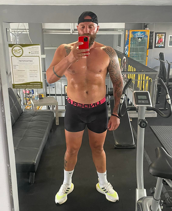nikos agaray body