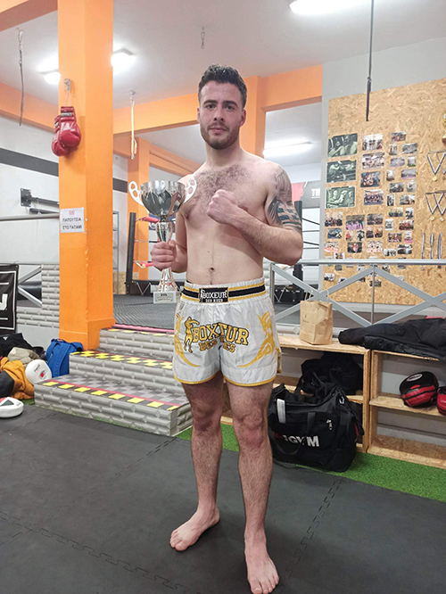 nikos pistikos greek fights niki 1