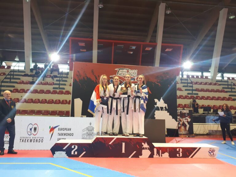 taekwondo metallia europaiko 2.jpg