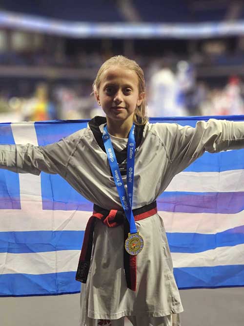 aderfes kakareli 288