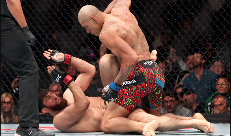 alex pereira magomed ankalaev ufc 320 fight