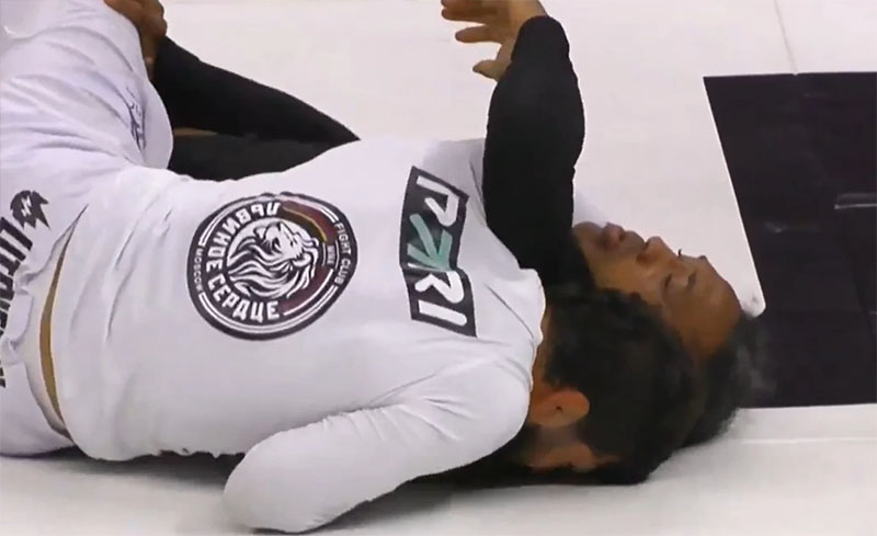 arman tsarukyan choke